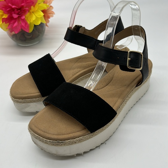 Clarks Shoes - Clark's Collection Black Platform Sandals Size 10 MCS6359F